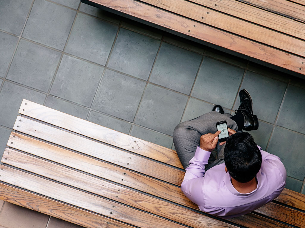 We're watching you: US companies have become increasingly concerned with controlling and measuring their employees' happiness. Europeans would do well to stay away from such an ambiguous quota of workplace performance