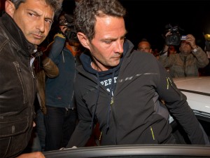 Jérôme Kerviel, former Société Générale employee and convicted trader, has finally handed himself into the French police following repeated attempts to avoid a three-year jail-sentence