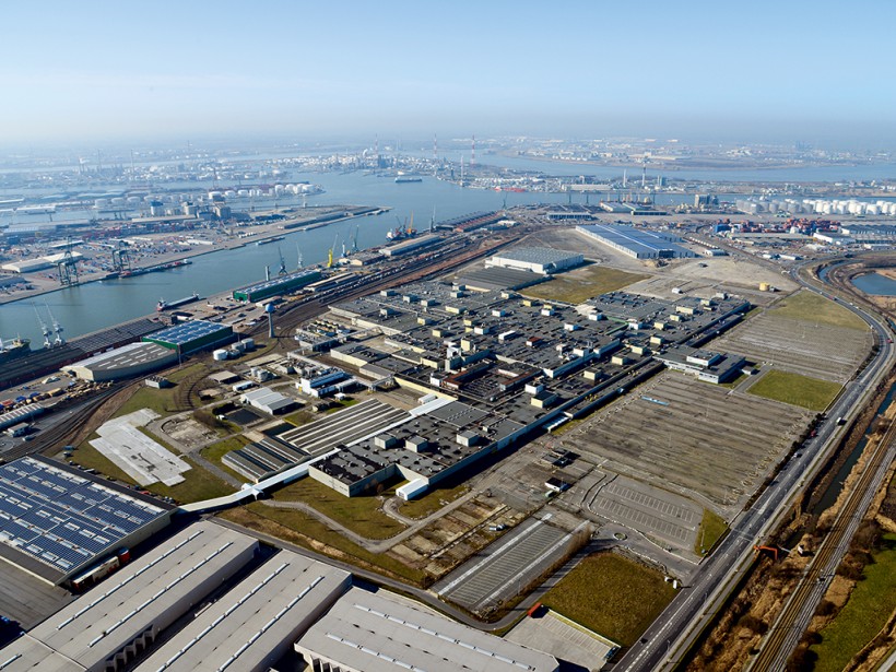 The Port of Antwerp boasts excellent connections at the heart of Europe